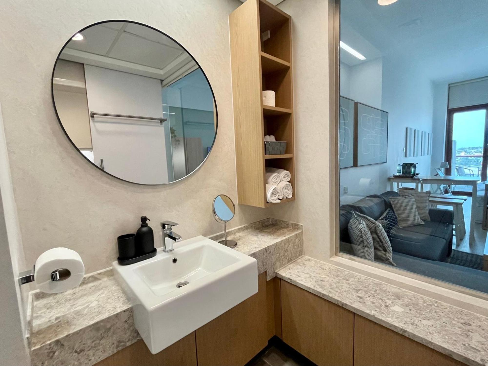 Palm Jumeirah Upgraded & Cozy Boutique Apartment Dubai Dış mekan fotoğraf